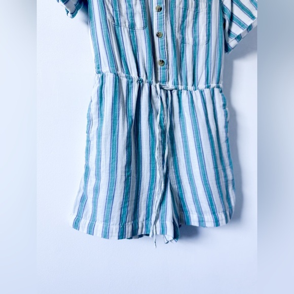 NWOT Old Navy Crinkle Gauze Button Down Romper - Picture 7 of 9